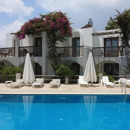 Cove Hotel 2*