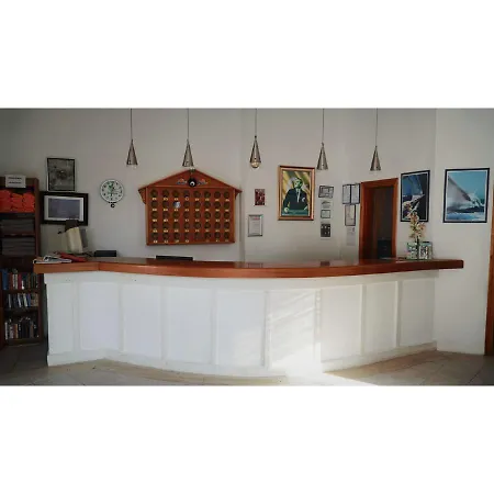 Cove Hotel