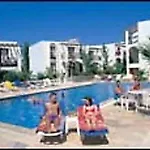 Hotell Cove 2*