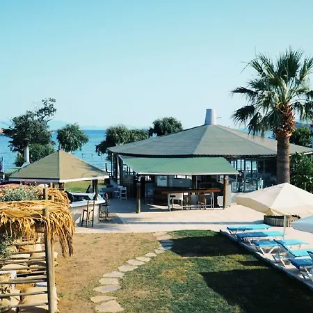 Cove Hotel