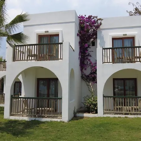 Ξενοδοχείο Cove 2*