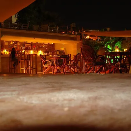 Отель Cove Гумбет